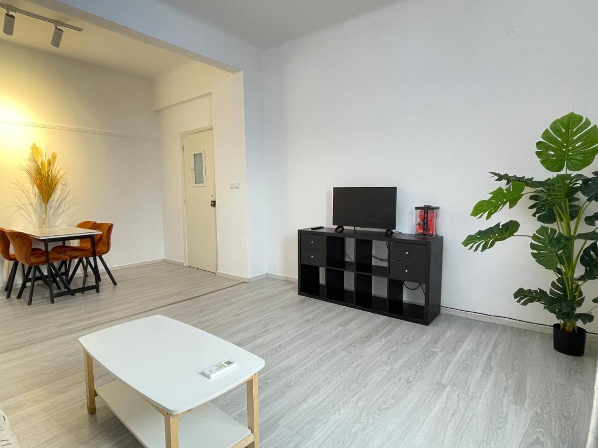 Apartment Uoohome7 Garden One Bedroom Athens